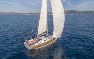 Hanse 418 Sailing Boat Exterior